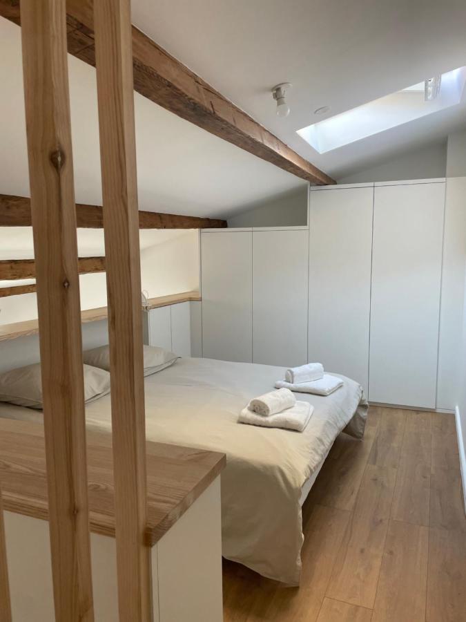 L Appartement Sete Magnifique Duplex Climatise Exterior photo